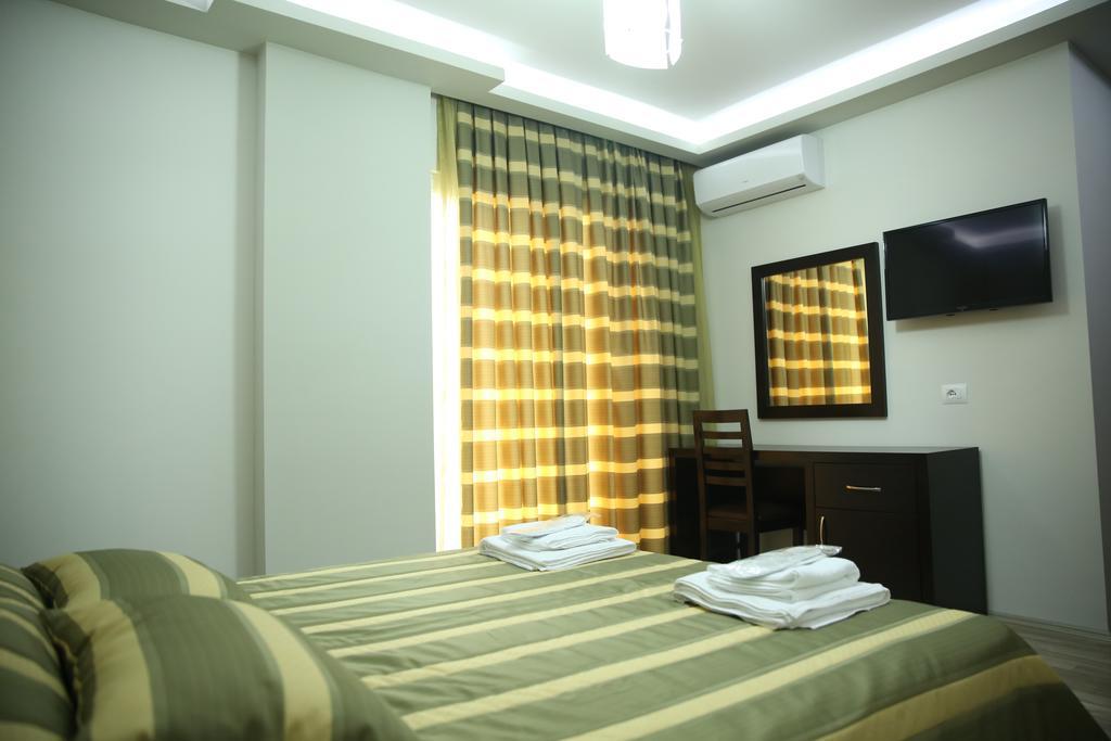 Hotel Pogradeci Zimmer foto