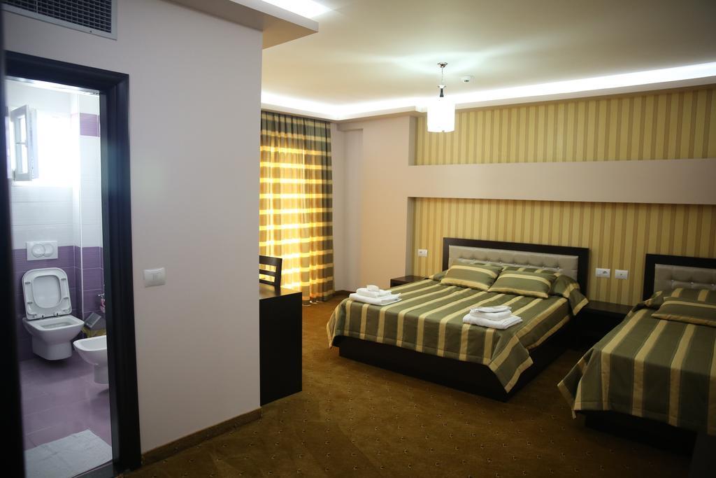 Hotel Pogradeci Zimmer foto